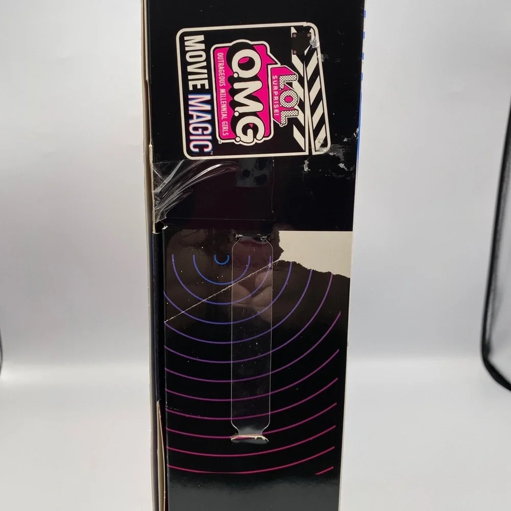 LOL Surprise OMG Movie Magic Spirit Queen Fashion Doll with 25 Surprises - Picture 7 of 11